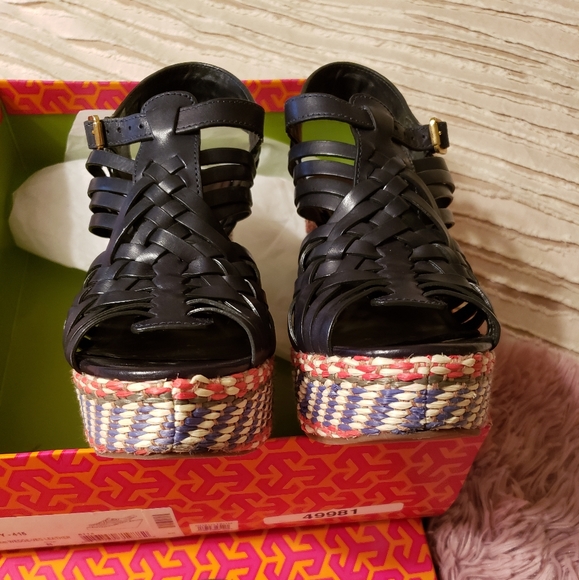 Tory Burch Raven 125mm Wedge, Tory Navy Color - Picture 6 of 7